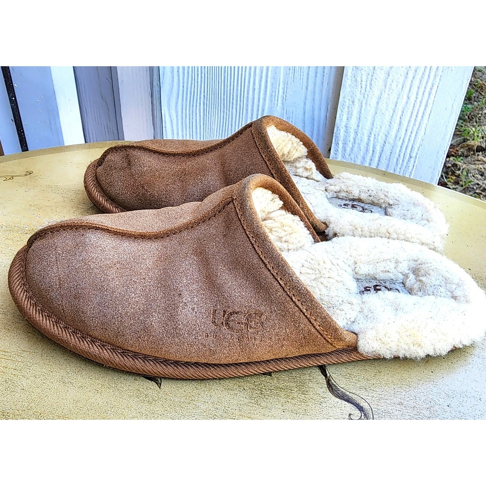 UGG Mens Sz 7 Chestnut Suede Scuff Slippers Comfy Warm Casual Comfort Shoes